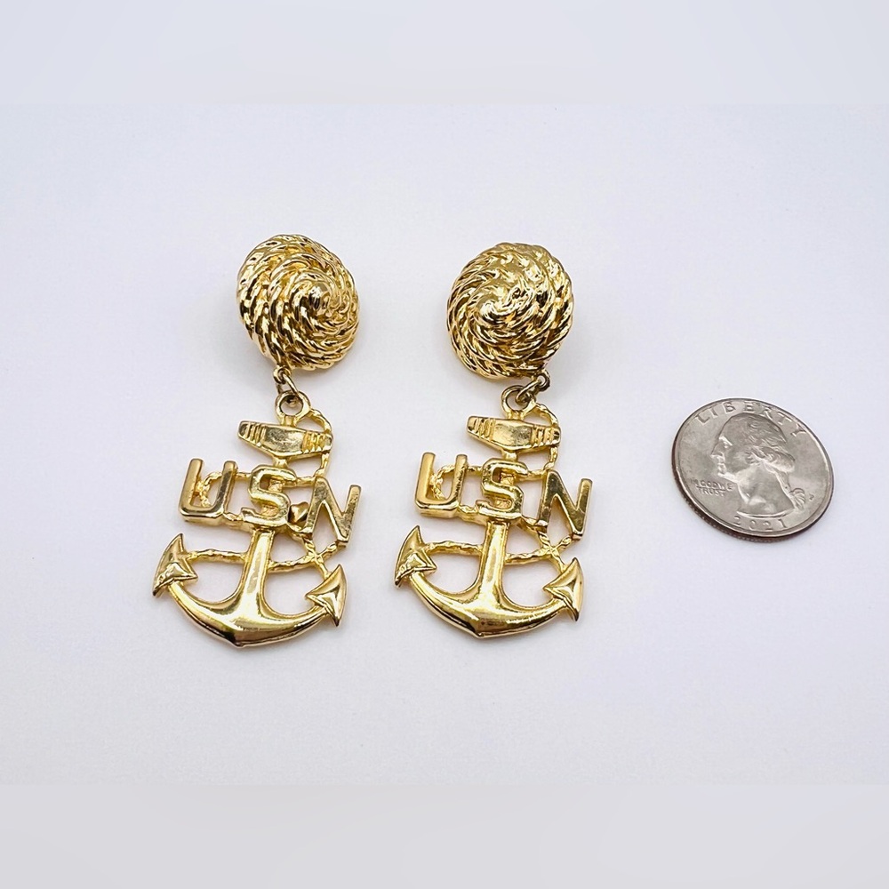 Vintage Gold Tone USN Navy Chief Petty Officer Rope & Anchor Clip On Earrings - Picture 6 of 6